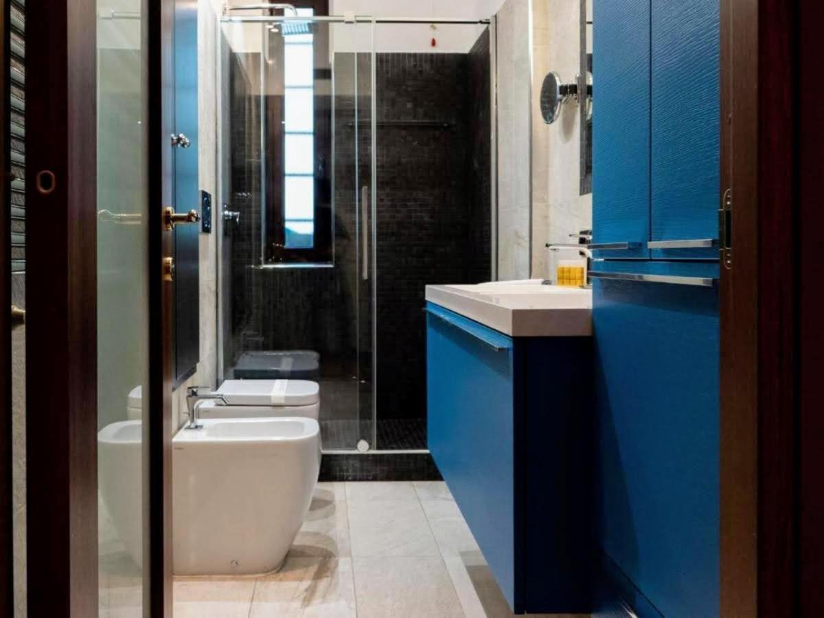 Vfh Stylish Boutique Apartment-City Center Milaan Buitenkant foto