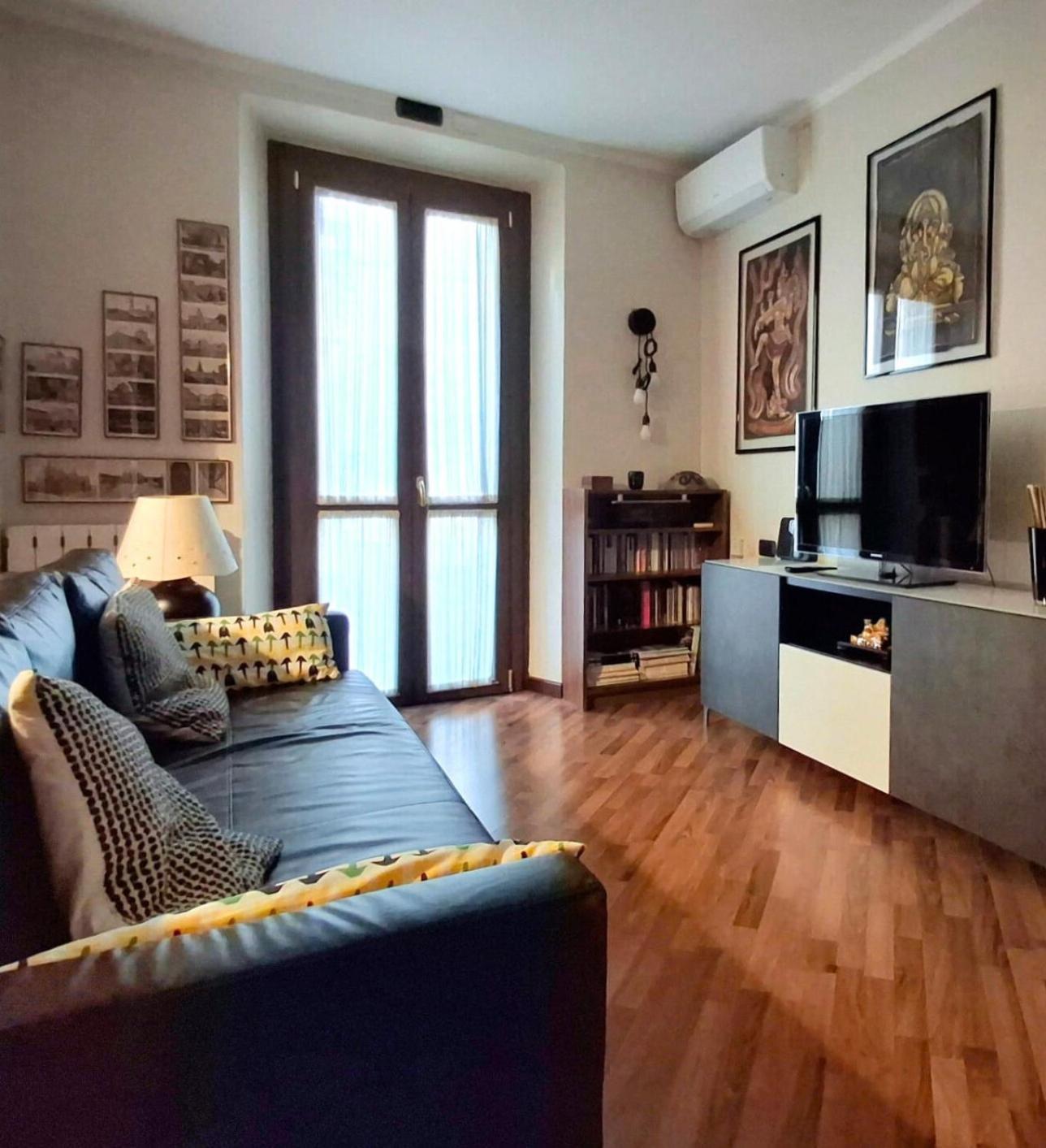 Vfh Stylish Boutique Apartment-City Center Milaan Buitenkant foto